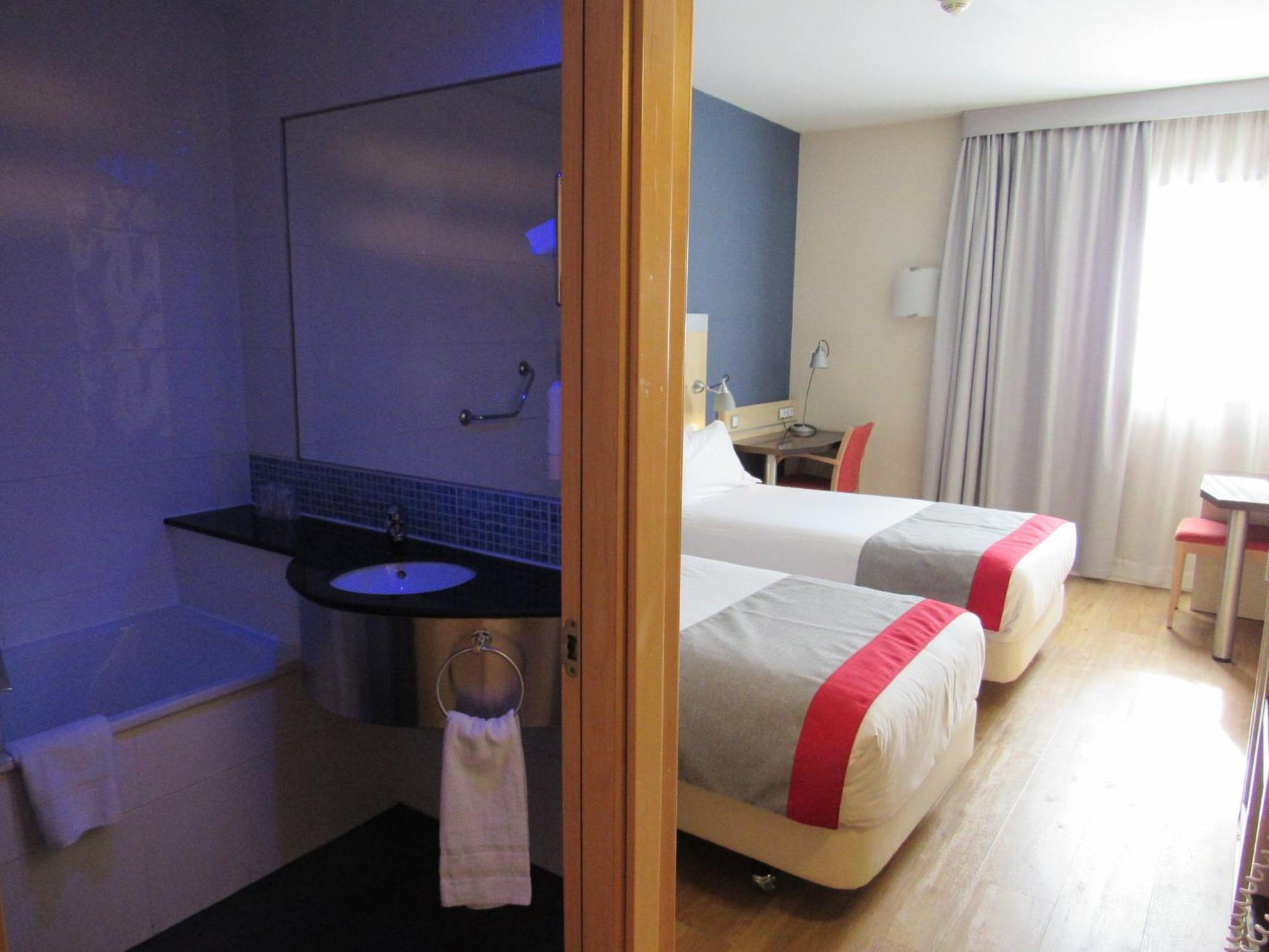 Holiday Inn Express Madrid-Getafe By Ihg Kültér fotó