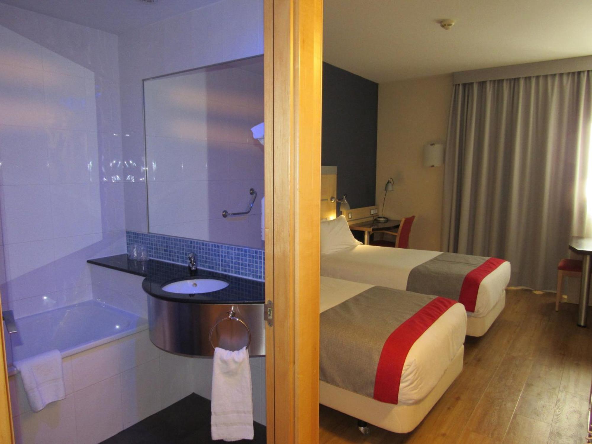 Holiday Inn Express Madrid-Getafe By Ihg Kültér fotó