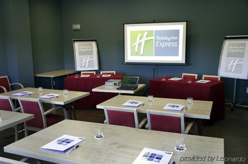 Holiday Inn Express Madrid-Getafe By Ihg Kültér fotó