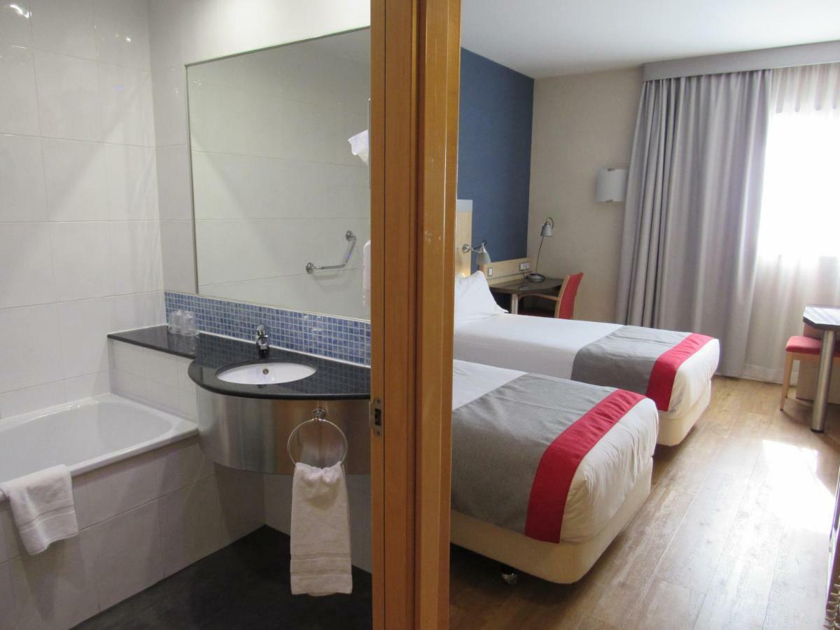 Holiday Inn Express Madrid-Getafe By Ihg Kültér fotó